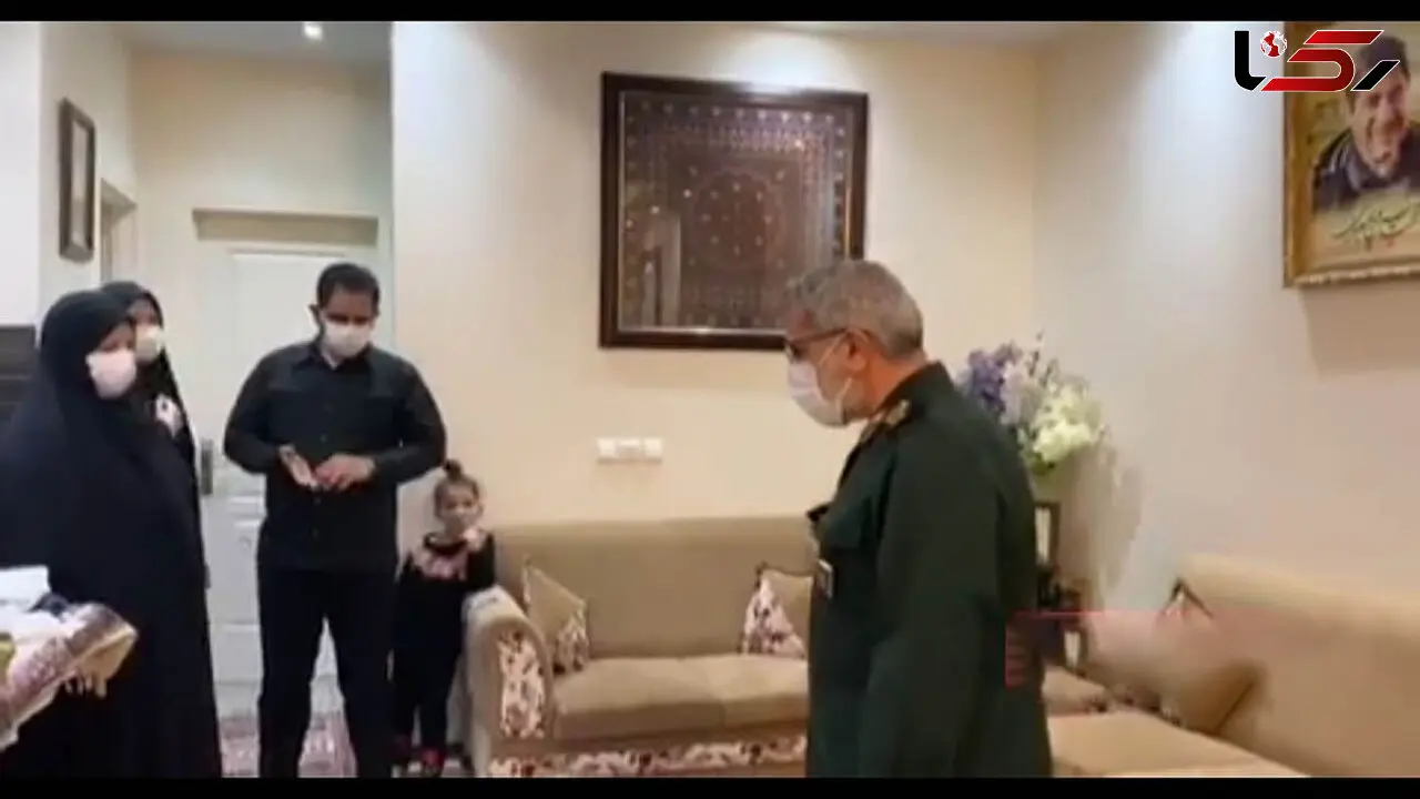 حضور سرزده سردار قاآنی در منزل یار وفادار سردار سلیمانی+عکس
