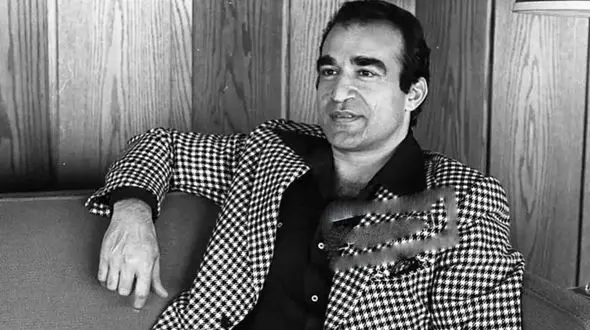 فیلم / فریدون اسفندیاری یک ایرانی‌ که بعد مرگ بدنش را منجمد کرد! / یک روز زنده می شوم ! + عکس ها و بیوگرافی