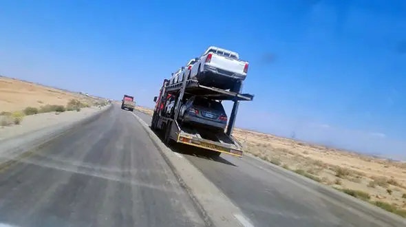 محموله خودروهای کارکرده وارداتی واژگون شد؟ / چه خبر از آیین نامه واردات؟