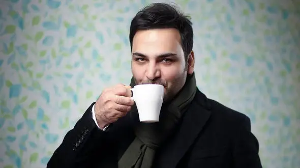 حضور احسان علیخانى در اکران مردمى فیلم "بدون تاریخ بدون امضا" +فیلم