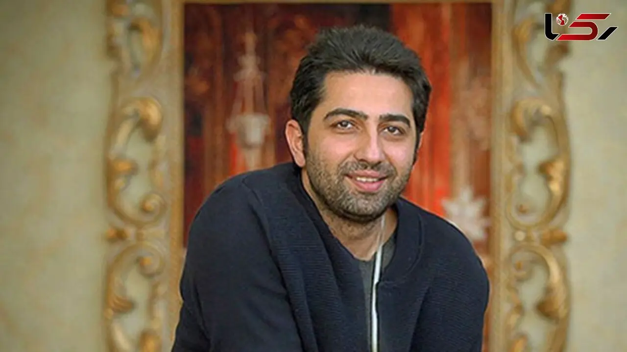مراسم ساده و عاشقانه سالگرد ازدواج علی سخنگو و همسرش در حیاط دنج که حس و حال خونه مادربزرگ ها رو داره