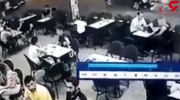 راننده زن ناشی با ماشین به داخل رستوران رفت!+ فیلم