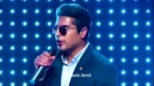 آواز احساسی باشکوه این آقای خوش صدا با آهنگ محمد اصفهانی / از شادی پرگیرم که رسم به فلک ...