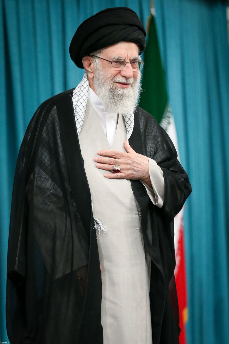 دیدار نمایندگان مجلس شورای اسلامی با رهبر انقلاب حضرت آیت الله خامنه ای -چهارشنبه ۲۱ خرداد ۱۴۰۴
