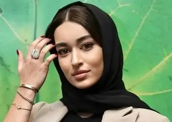 «مهلقا مینوش» با استایل شیک در چهل و دومین جشنواره فیلم کوتاه تهران (عکس)