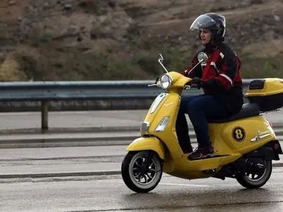 تصویب صدور گواهینامه موتورسواری برای بانوان / نحوه دریافت و آموزش از امروز