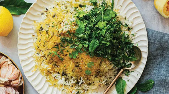 طرز تهیه ریحون پلو؛ پلوی خوش‌ عطر و متفاوت با ریحان تازه