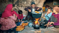 لذت آشپزی سنتی افغانستانی؛ نان و منتو در غار دورافتاده + فیلم