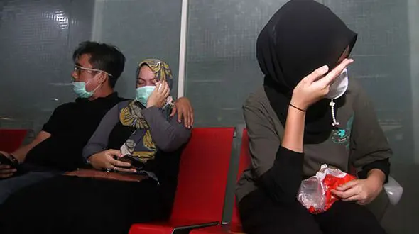 هواپیمای اندونزی پس از سقوط / مسافران فریاد می زنند ؟ + جزییات