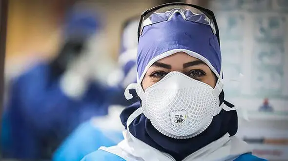 حقوق سالیانه پرستاران در جهان ۱۰۰ هزار دلار است در ایران ۳ هزار دلار ! / کمترین دریافتی و بیشترین فشار کاری؛ پرستاران ایرانی فرسوده شدند