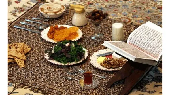 در ماه رمضان چه چیزهایی باید خورد و چه چیزهایی نباید خورد؟