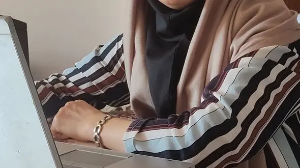 کسب رتبه اول فراخوان تدریس برتر مجازی درس شیمی توسط معلم شیمی چهارمحال‌و‌بختیاری