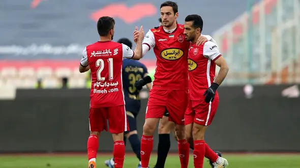 باور نکردنی / اوسمار گولسیانی را نمی خواست / در انتظار تصمیم مهم مدیران پرسپولیس در مورد زننده گل قهرمانی!