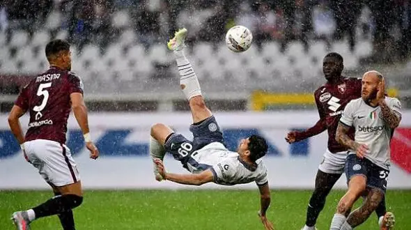 سری آ در حیرت قیچی برگردان طارمی! + عکس