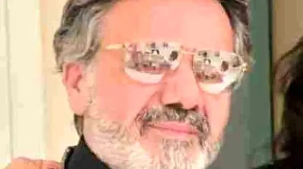 دانلود آهنگ باشکوه معین / تو این قفس تنهام گذاشتی