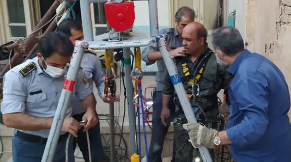 کشف جسد مرد جوان در عمق چاه 20 متری در خمینی‌شهر 