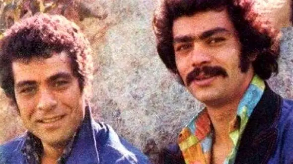 عکس سفر در زمان / بهروز وثوقی و چنگیز وثوقی در عروسی برادرشان فیروز 