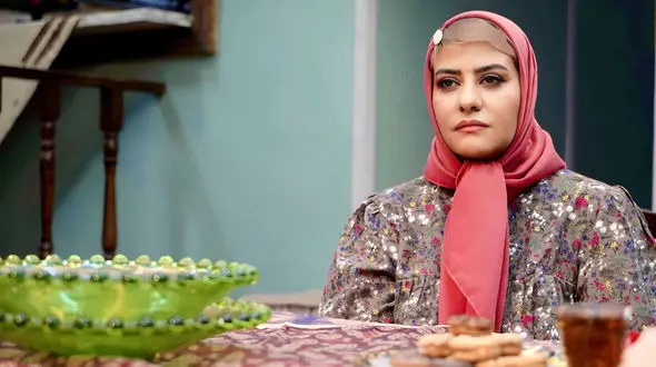 فیلم وضعیت روحی ناراحت کننده  رابعه اسکویی ! / خانم بازیگر خندان غمگین است !