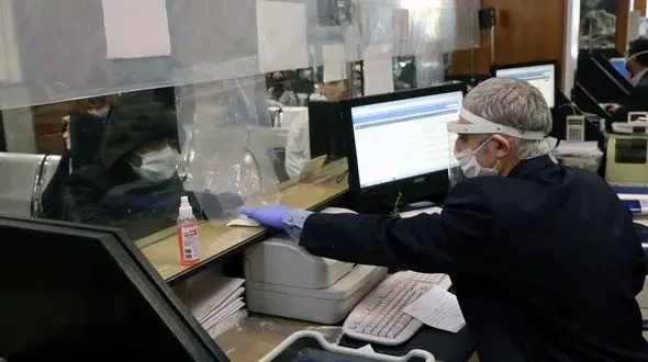 اگر به بانک رفتید در ایام کرونا این موارد را رعایت کنید + اینفوگرافی