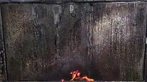 تلویزیون ها هنگام آتش گرفتن چگونه به نظر می رسند + فیلم