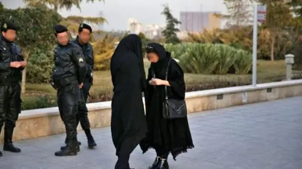 نیروی انتظامی با کدام قانون مرتبط با حجاب آن را اجرایی می کند؟ / شورای نگهبان هنوز لایحه حجاب و عفاف  را تصویب نکرده