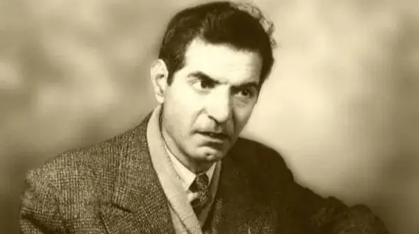 فیلم/ عاشقانه‌ترین شعر از استاد شهریار/ ﺳﺮ ﻭ ﻫﻤﺴﺮ ﻧﮕﺮﻓﺘﻢ ﮐﻪ ﮔﺮﻭ ﺑﻮﺩ ﺳﺮﻡ/ ﺗﻮ ﺷﺪﯼ ﻣﺎﺩﺭ ﻭ ﻣﻦ ﺑﺎ ﻫﻤﻪ ﭘﯿﺮﯼ ﭘﺴﺮﻡ