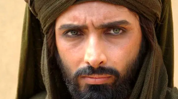 فیلم /  مات و مبهوت شدن از رقص امین زندگانی در جوکر احسان علیخانی ! / این قرتی نقش پیغمبر رو بازی کرده !