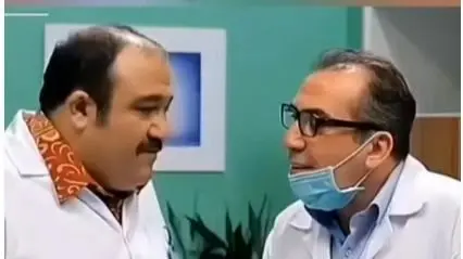 اگه امروز، روز بدی داشتین این ویدیو مخصوص شماست؛ لحظاتی فوق‌خنده‌دار از آموزش زبان اسپانیایی توسط مهران غفوریان در سریال« در حاشیه»