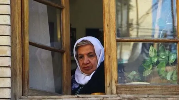 گیتی معینی: به بازیگران میانسال در سینما توجهی نمی‌شود/سینما نیازمند پرداخت به موضوع خانواده است