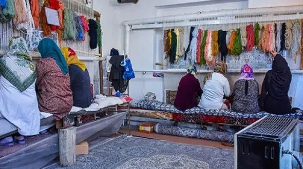 صندوق ضمانت تسهیلات زنان سرپرست خانوار حامی بانوان کارآفرین 
