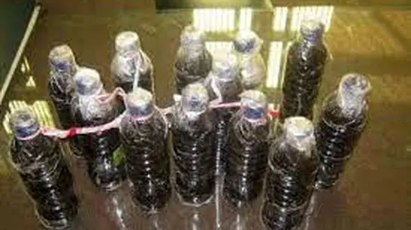 جاسازی ماهرانه مواد ممنوعه در بطری آب معدنی / در اصفهان فاش شد
