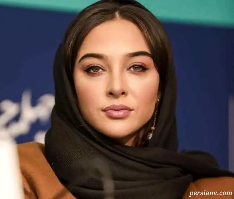 آناهیتا درگاهی