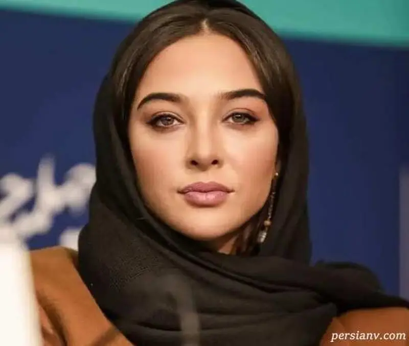 آناهیتا درگاهی
