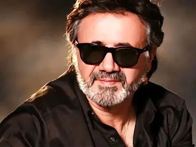 همخوانی هوش مصنوعی با صدای معین؛ «تموم لحظه هام شده چشمات»  را هوش مصنوعی بازسازی کرد