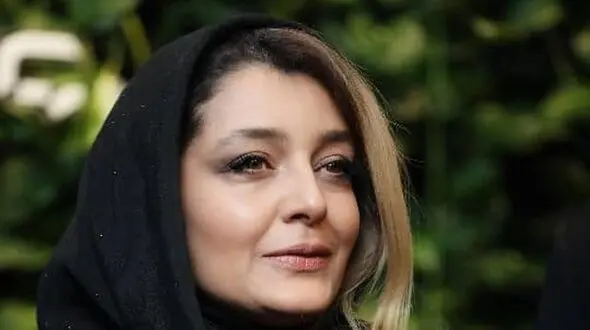 نگاهی به کیک تولد فانتزی ساره بیات در گوشه دنج خانه لوکس و پُر از عتیقه‌اش+عکس/ الهی صدساله بشی