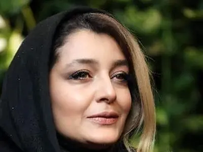 نگاهی به کیک تولد فانتزی ساره بیات در گوشه دنج خانه لوکس و پُر از عتیقه‌اش+عکس/ الهی صدساله بشی