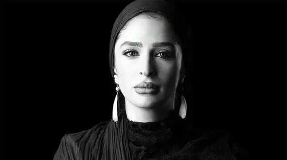 فیلم/ سفر به سال ۷۹؛ قاب نوستالژیک خسرو شکیبایی و عسل بدیعی کنار امین حیایی در جشنواره فجر