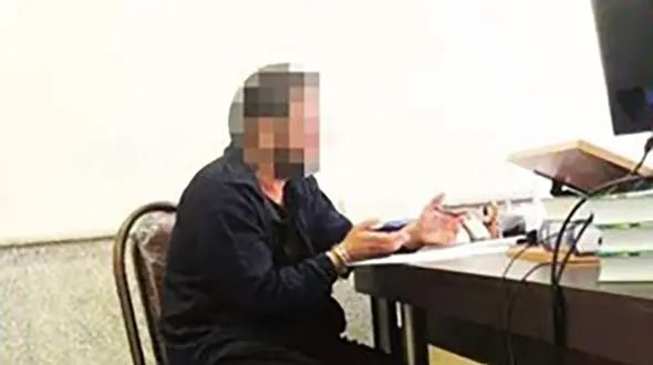 راز مرد شیاد در کلانتری لو رفت / او وارد خانه زن جوان شده بود! + عکس