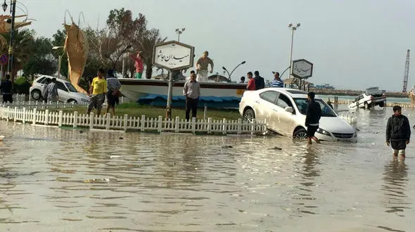خطر آبگرفتگی در مناطق جنوبی کشور ادامه دارد/هشدارهای بارشی از 3 روز قبل اعلام شده بود+عکس