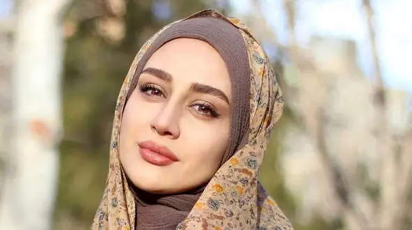 تنها بینی غیر عملی شیک خانم بازیگران ایرانی ! + عکس  میترا رفیع با چهره طبیعی !