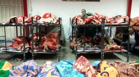  شب سرد بی‌خانمانان در تهران/ ارائه متادون به معتادان کارتن‌خواب در گرمخانه‌ها 