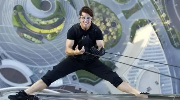 تام کروز در یک قدمی مرگ! 