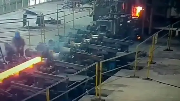 مرگ وحشتناک کارگر در روغن موتور مذاب / در اشتهارد رخ داد