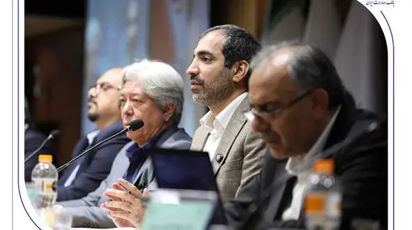 بررسی راه‌های برون‌رفت از چالش تأمین مالی صنعت نفت و گاز توسط عضو هیأت مدیره بانک صادرات ایران