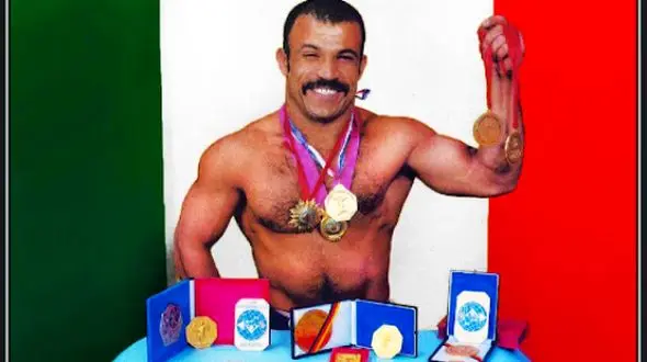 فیلم/ فاش شدن ماجرای بچه پرورشگاهی که به اسطوره وزنه‌برداری تبدیل شد