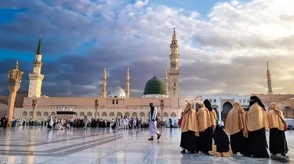 عایشه همسر پیامبر که بود و چه کرد؟