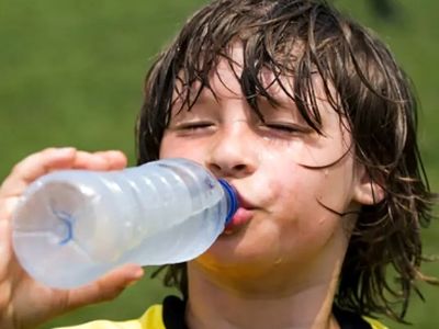 چرا نباید به فرد گرمازده آب‌ قند داد؟