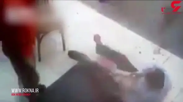 حمله وحشیانه گربه خیابانی به یک مرد میانسال + فیلم