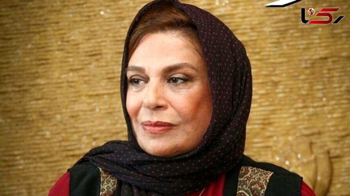 لباس عزای گوهر خیراندیش با توری فرانسوی شیک در کنار پژمان جمشیدی و علی اوجی / خانم بازیگر شبیه بازیگران خارجی شده !