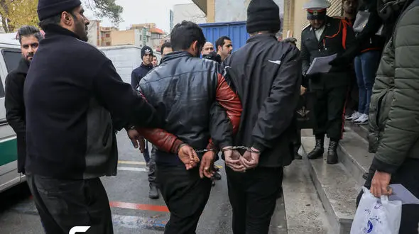 دستگیری مقتدرانه اراذل و اوباش سابقه دار در ورامین